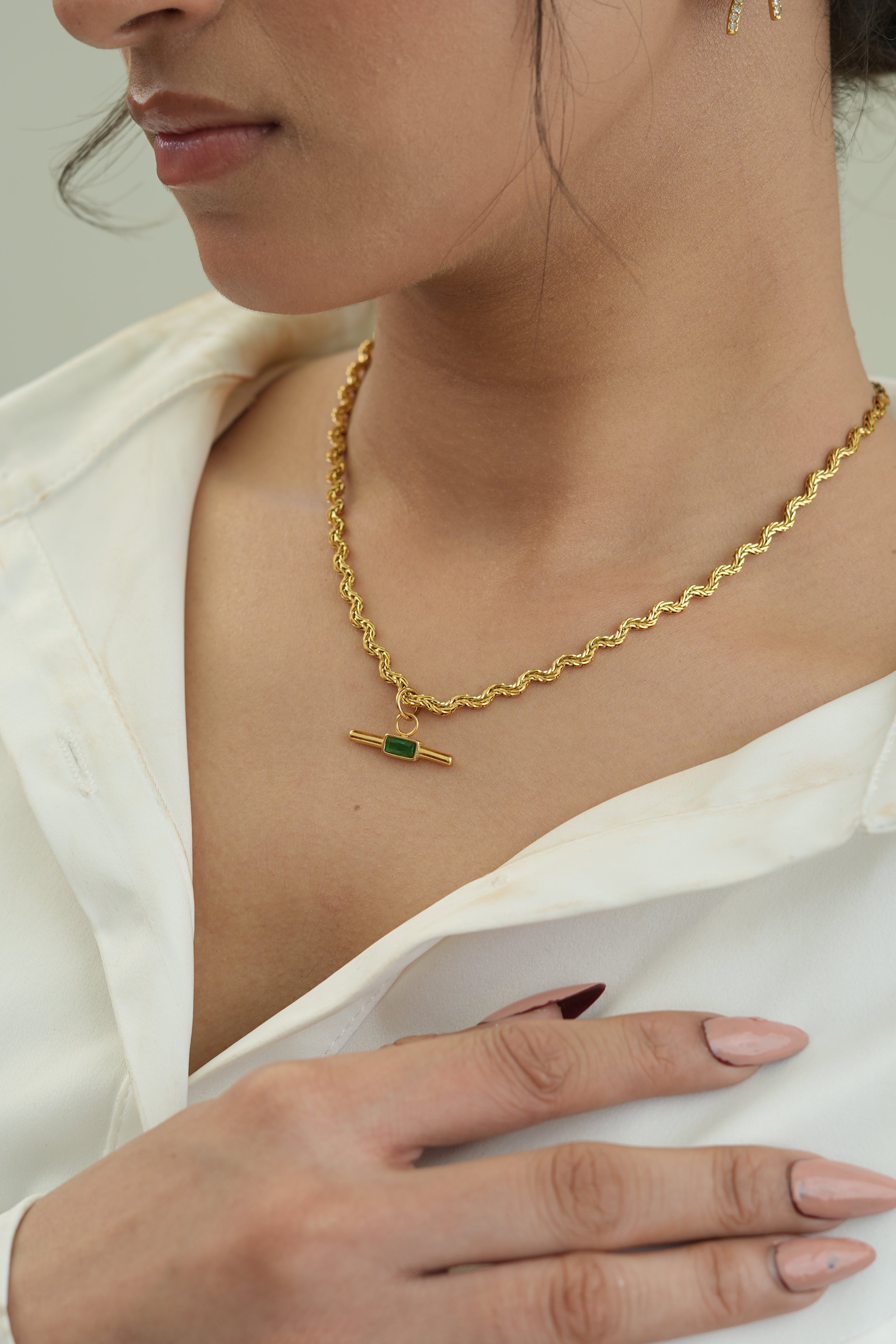 Twisted Rope OT Bar Necklace