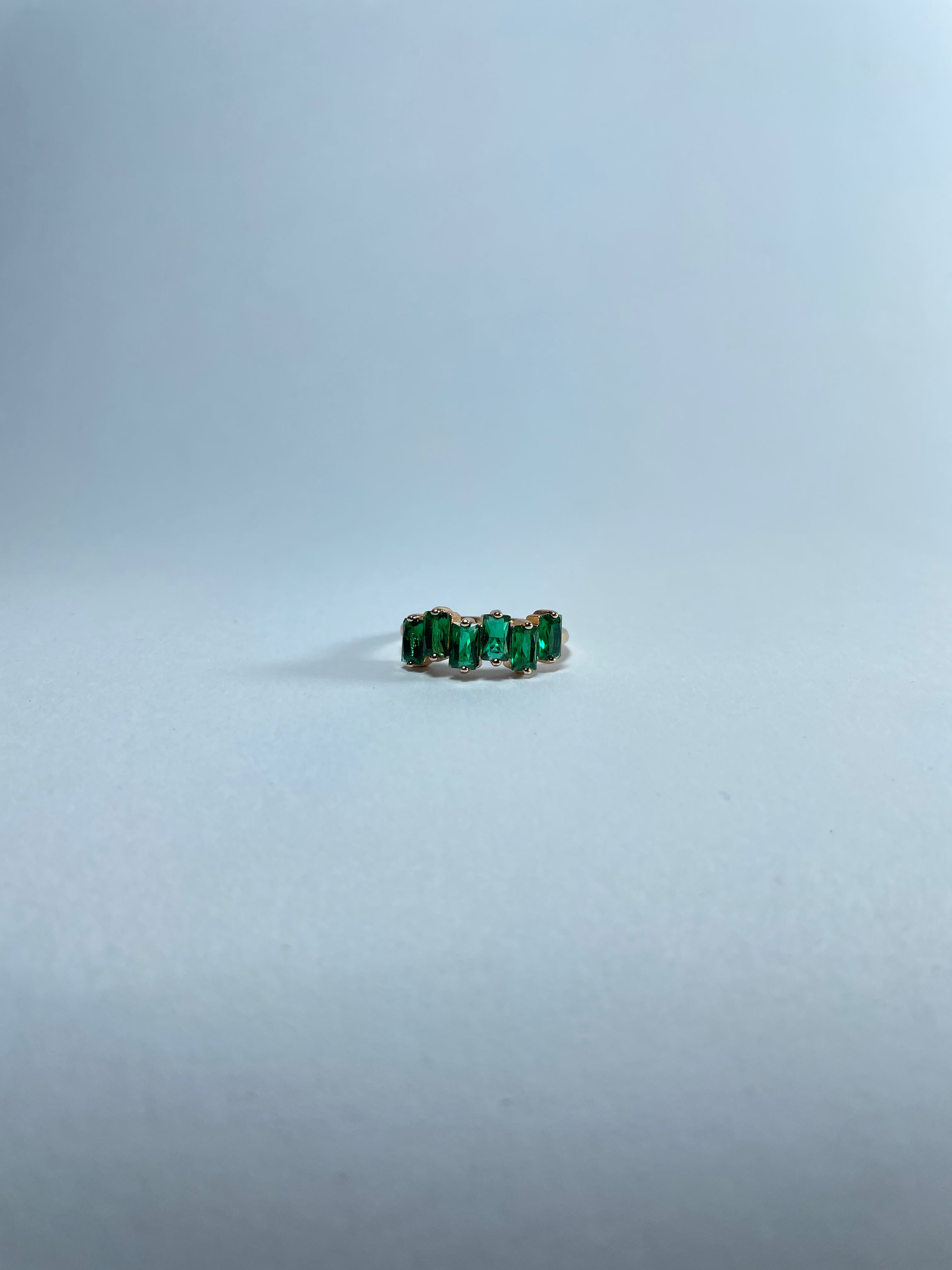 Horizontal Green Baguette Band