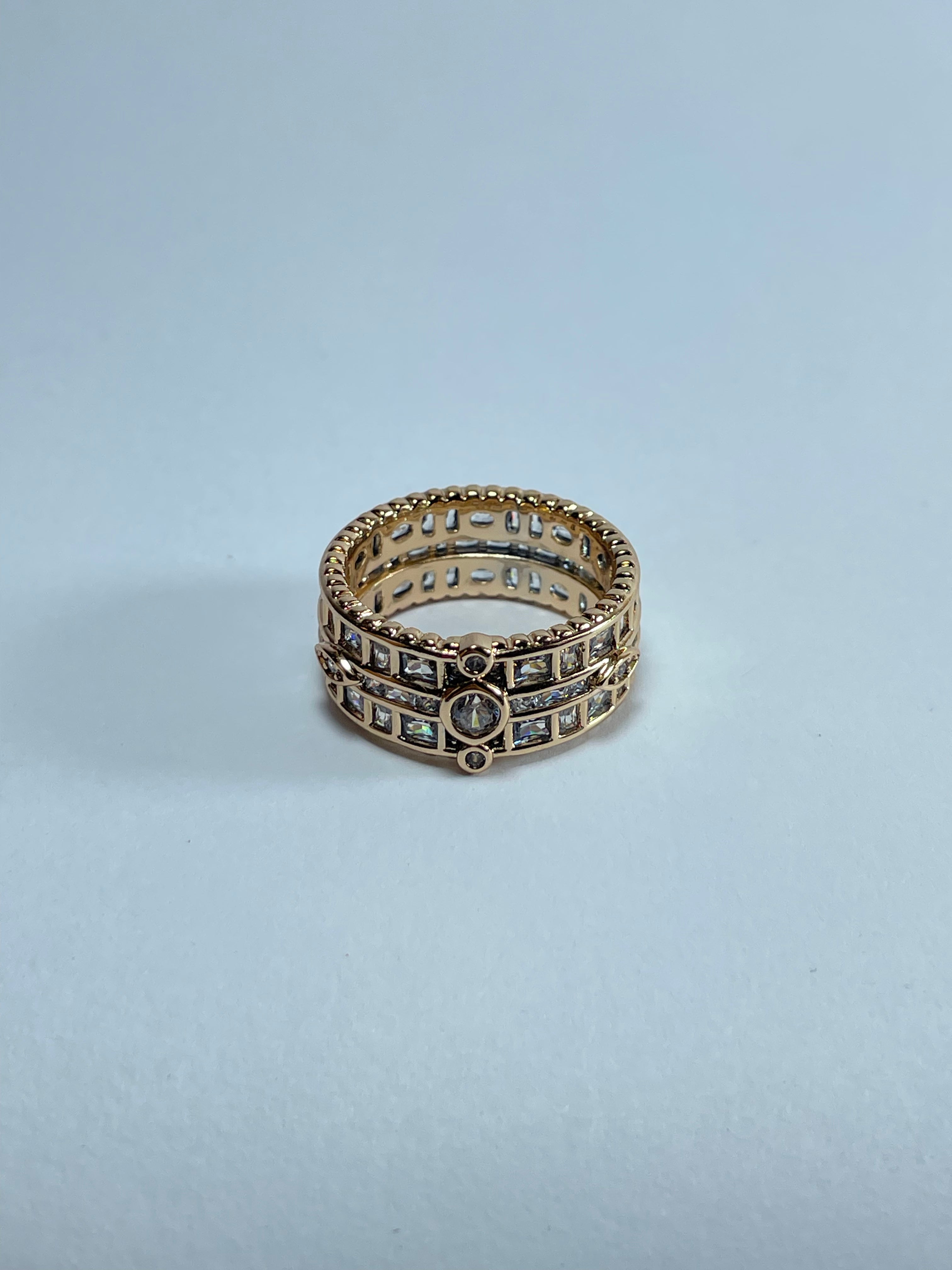 Alternating Dot & Diamond Pattern Band