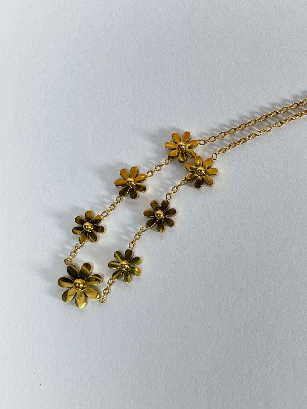 Golden Meadow Daisy Necklace