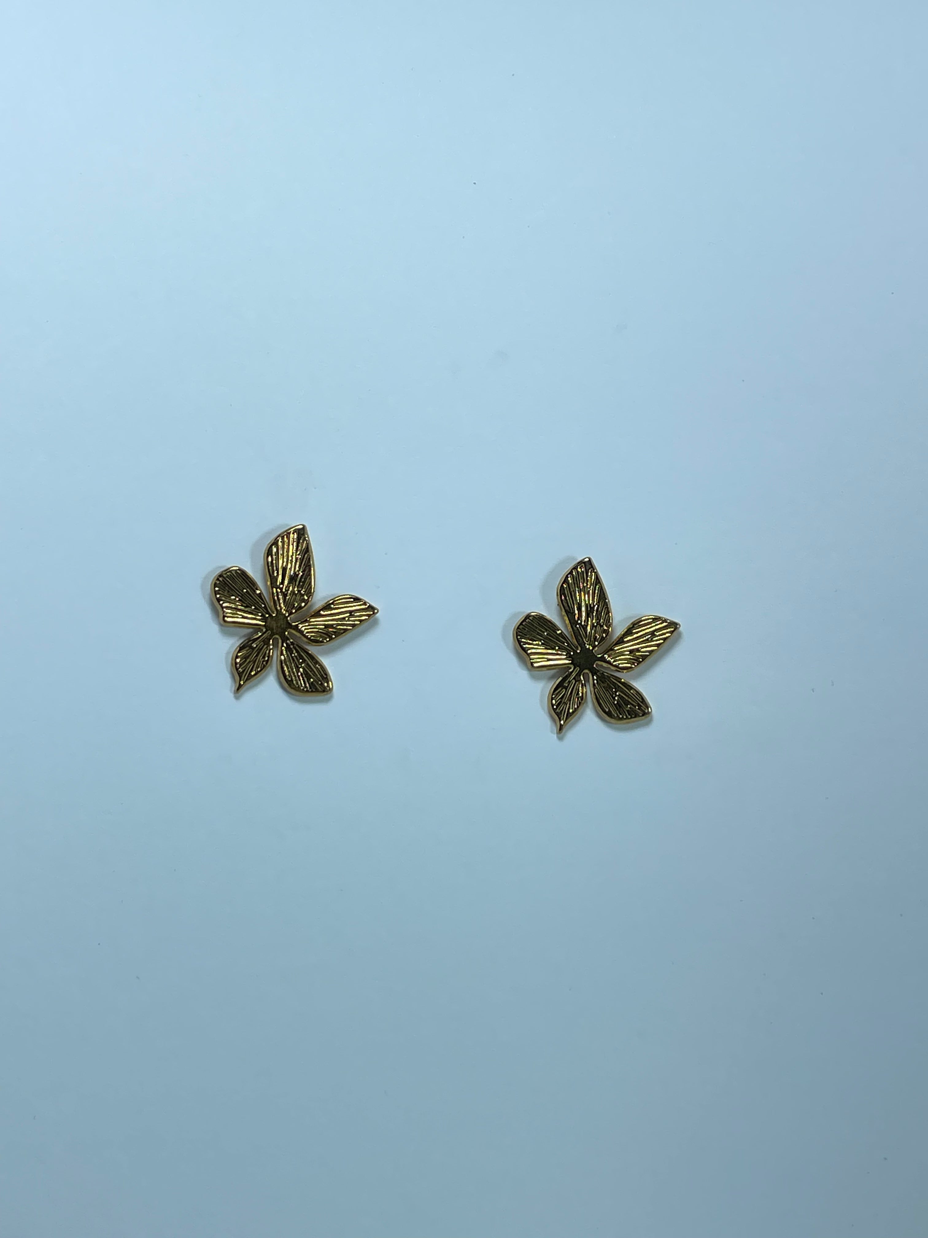 Gold Textured Lily Earrings
