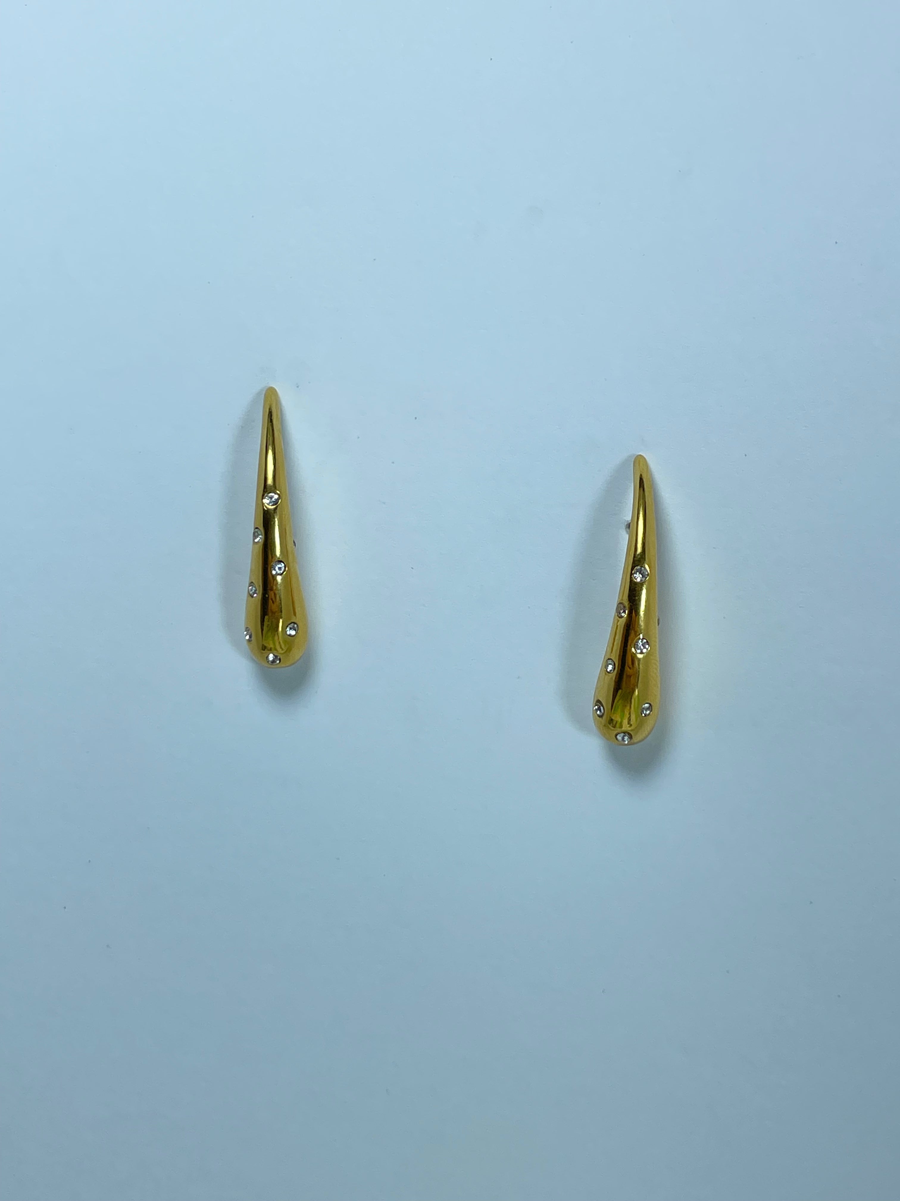 Gold Tapered Crystal Teardrops