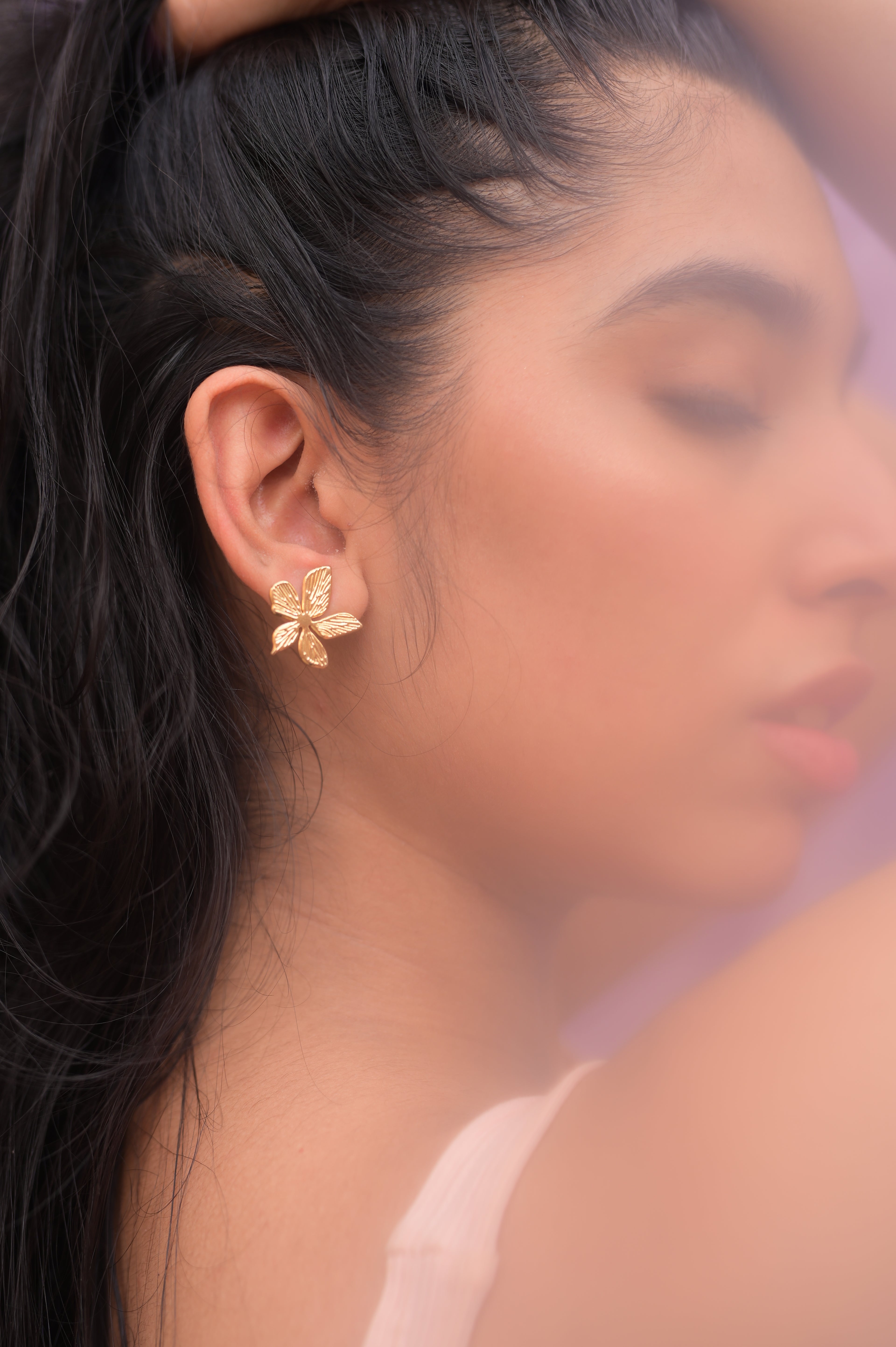 Gold Textured Lily Earrings