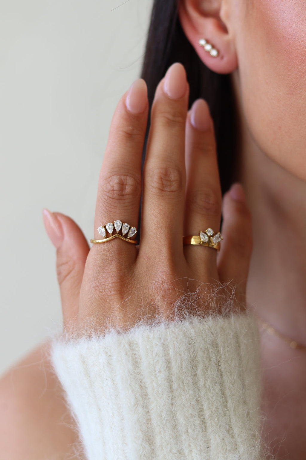 Pear Crown Chevron Ring