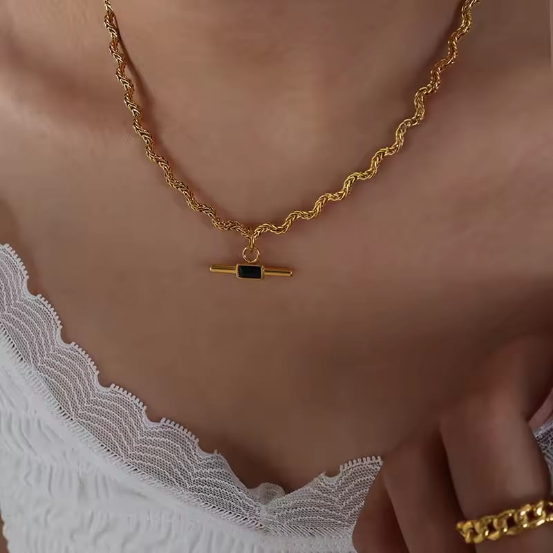 Twisted Rope OT Bar Necklace