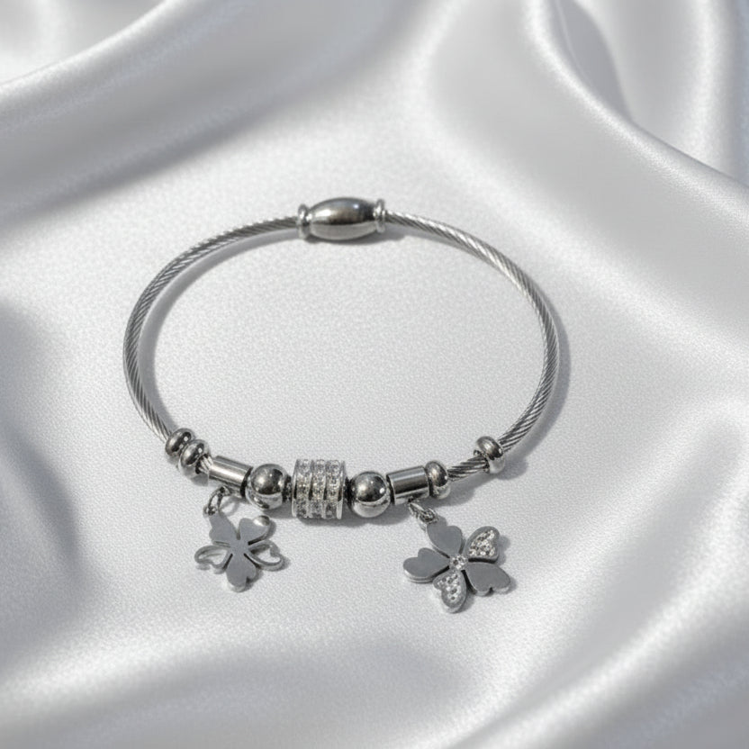 Lucky Clover Charm Bangle