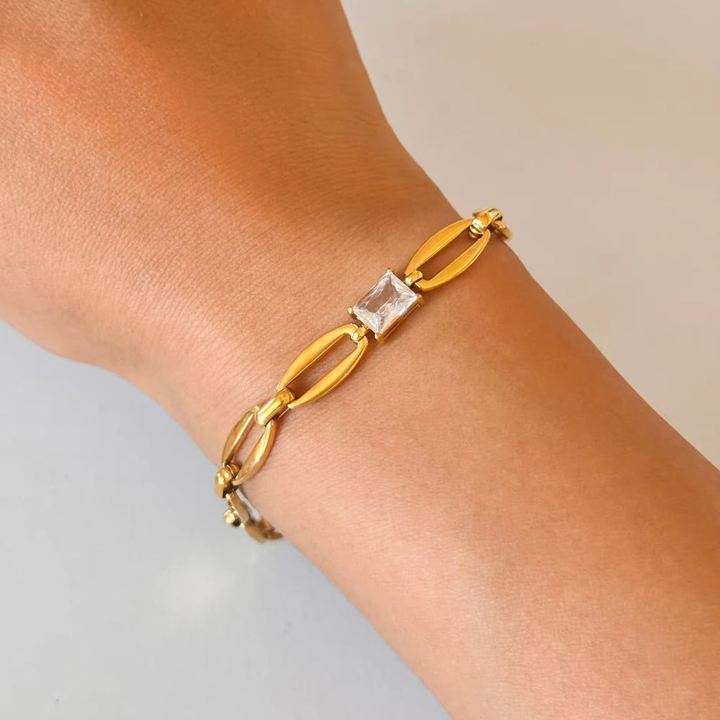 Crystal Solitaire Oval Link Bracelet