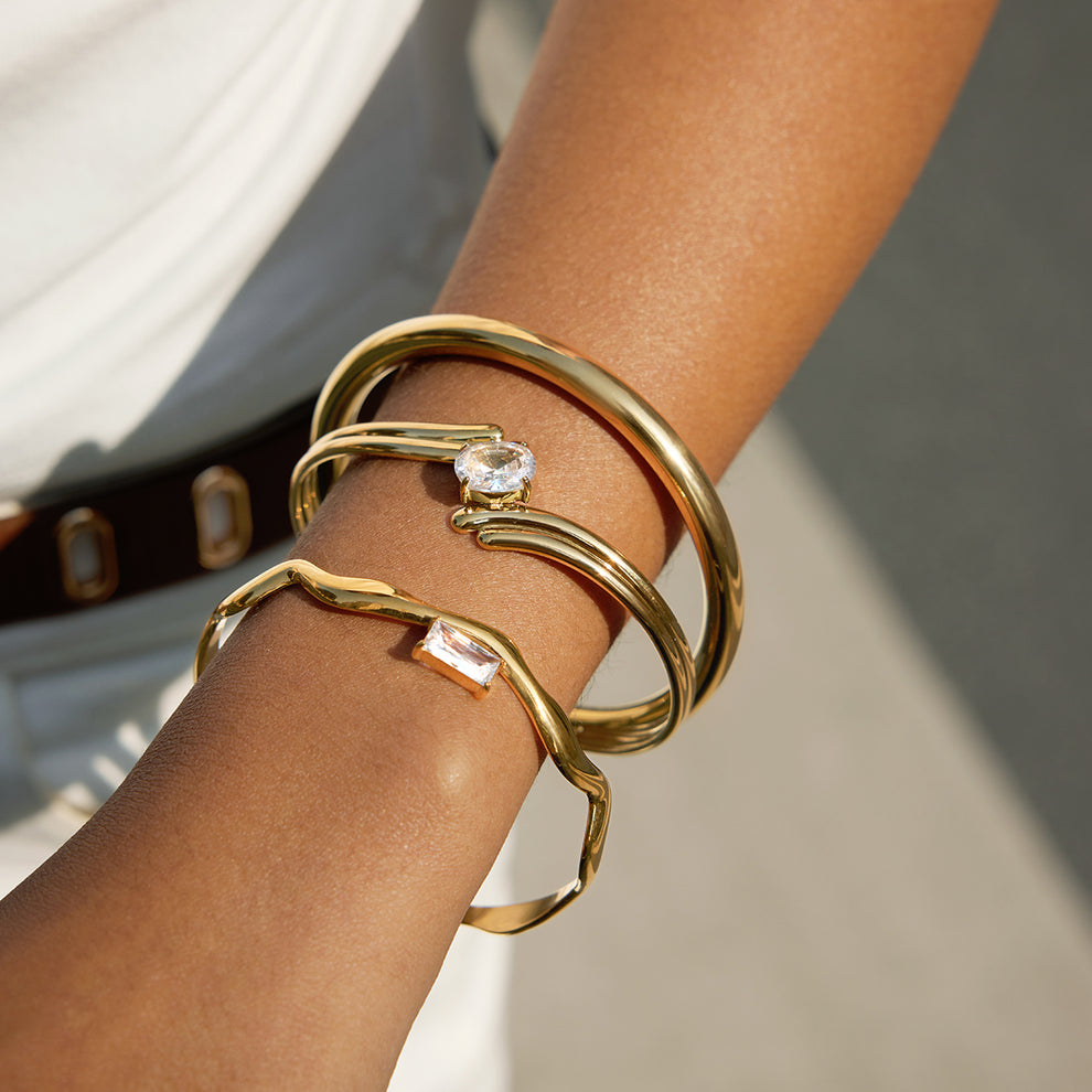Lumière Wave Baguette Cuff