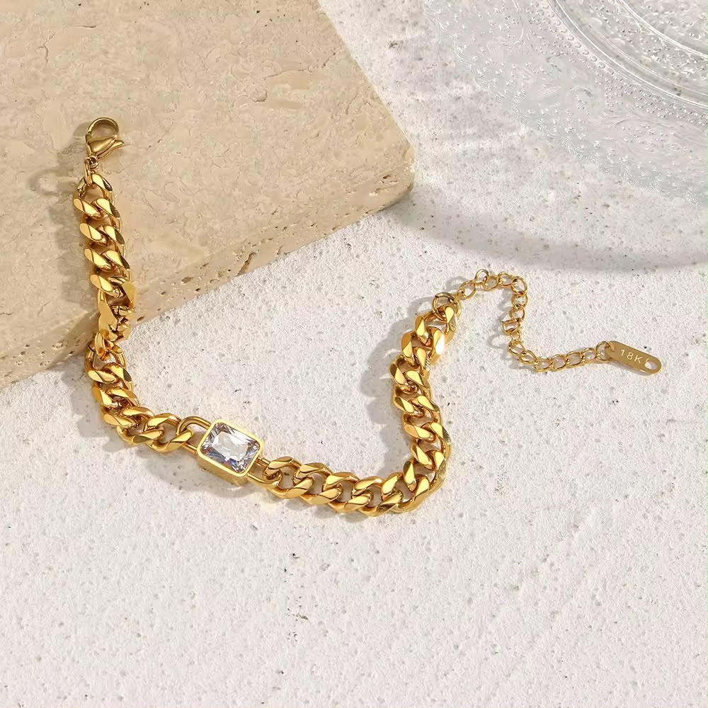 Cuban Chain Bracelet with Crystal Stone