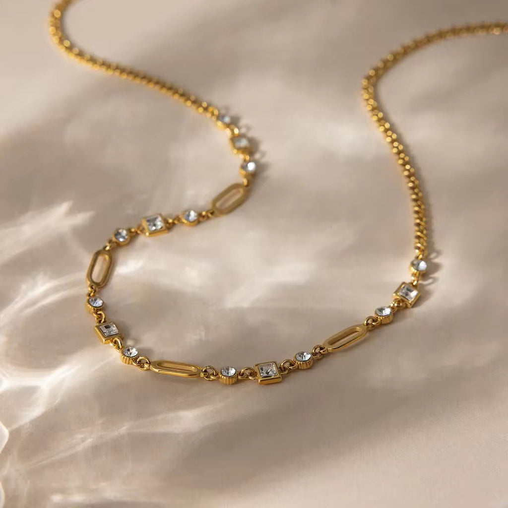 Lumière Crystal Link Necklace