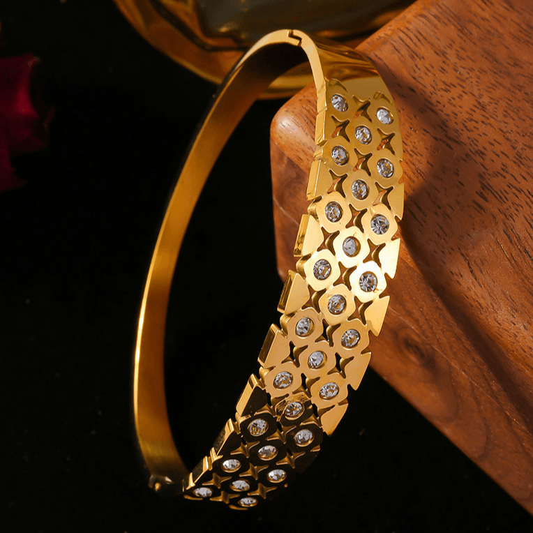 Crystal Floral Lattice Bangle