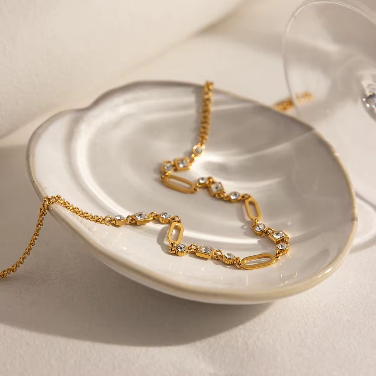 Lumière Crystal Link Necklace