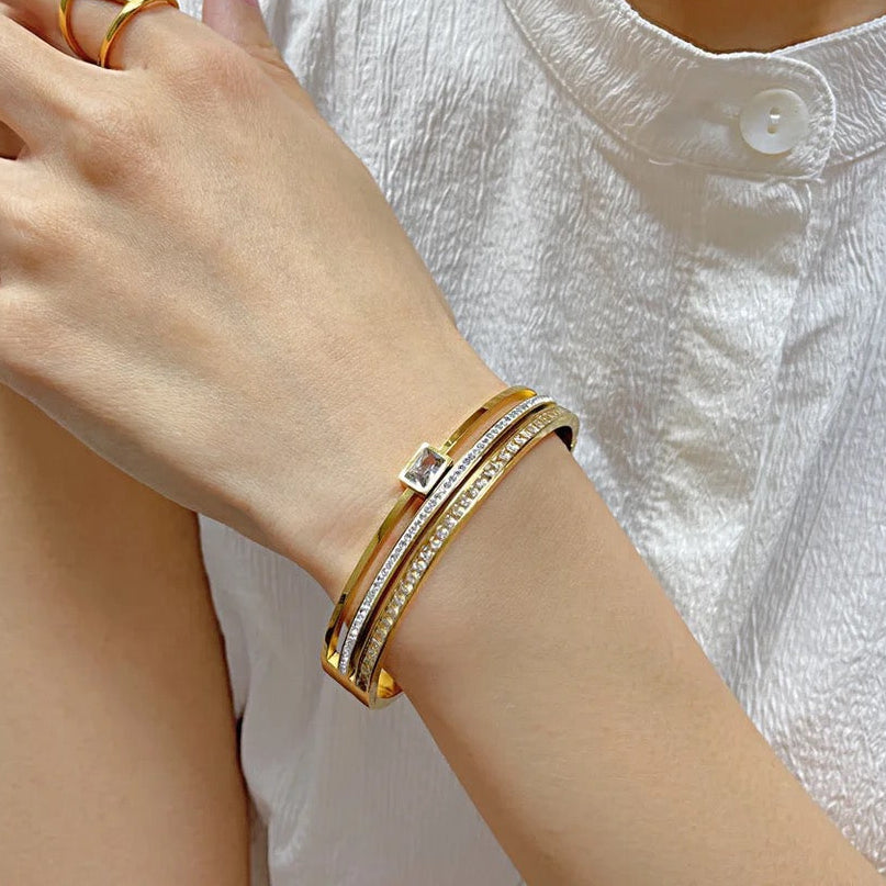 Lumière Crystal Bangle