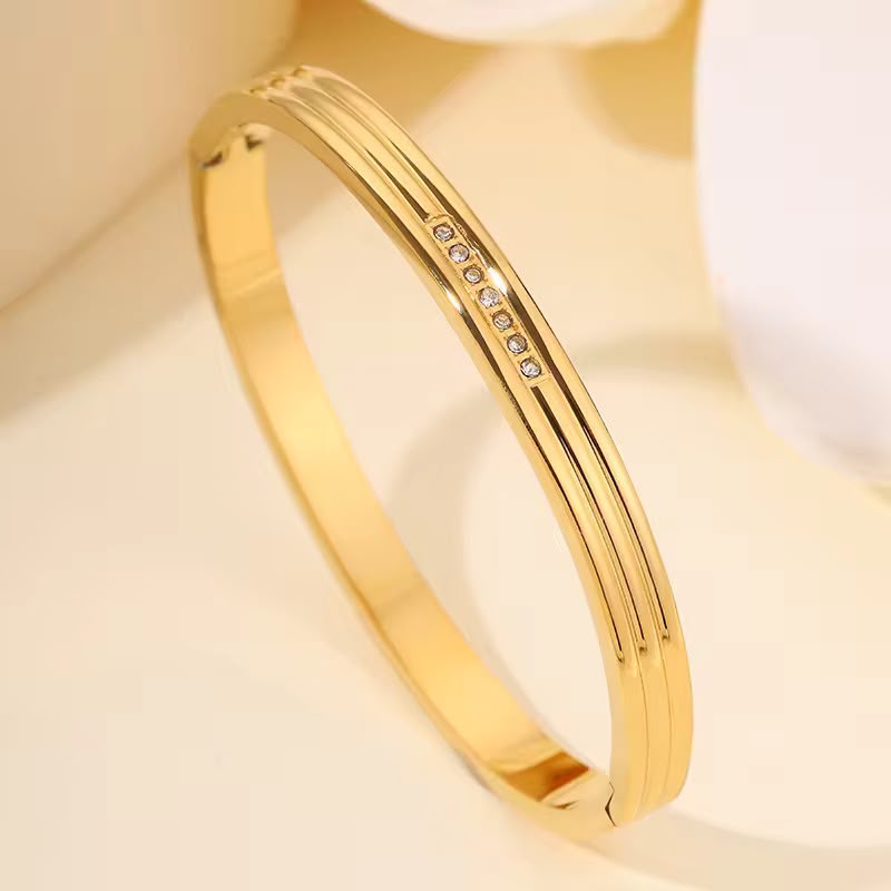 Pavé Accent Triple-Groove Bangle