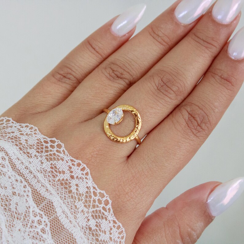 Oval Solitaire Hammered Circle Adjustable Ring