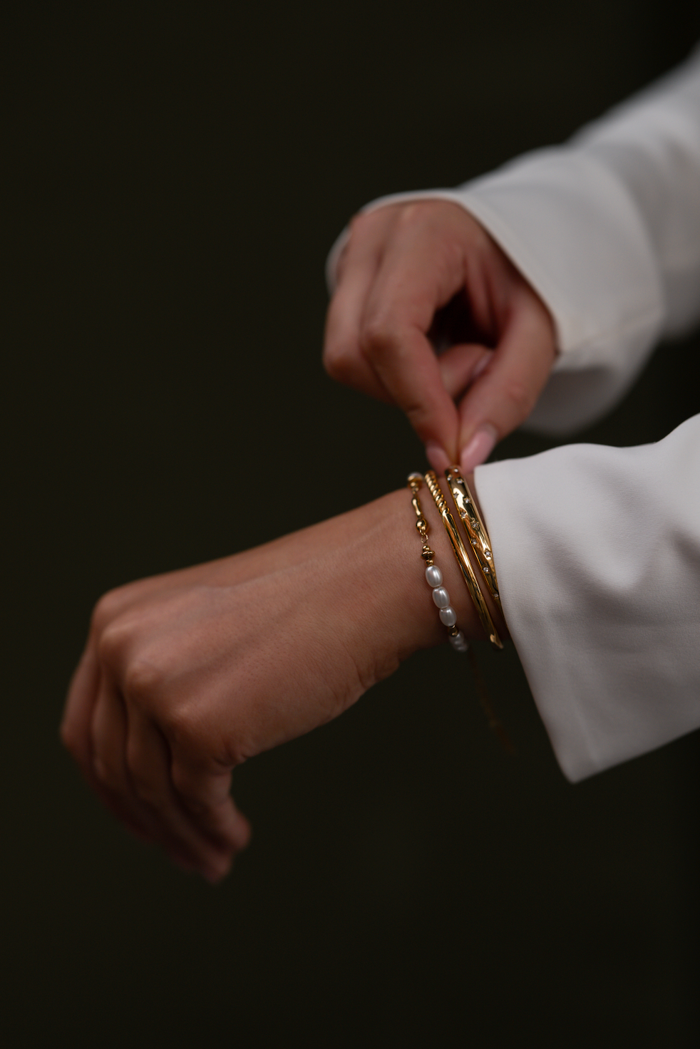 Pearl & Gold Wave Bracelet